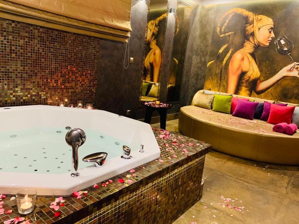 Hotel Palac Poledno المظهر الخارجي الصورة