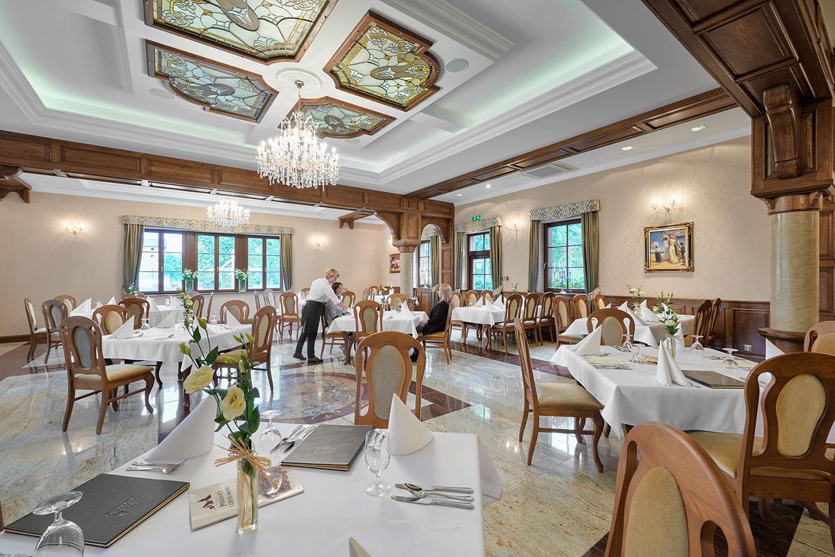 Hotel Palac Poledno المظهر الخارجي الصورة