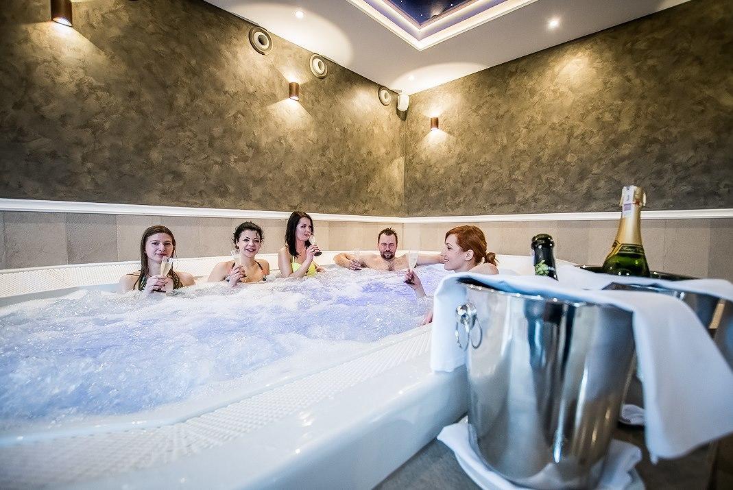 Hotel Palac Poledno المظهر الخارجي الصورة