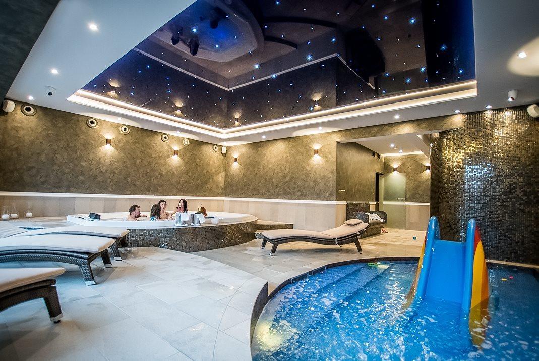 Hotel Palac Poledno المظهر الخارجي الصورة