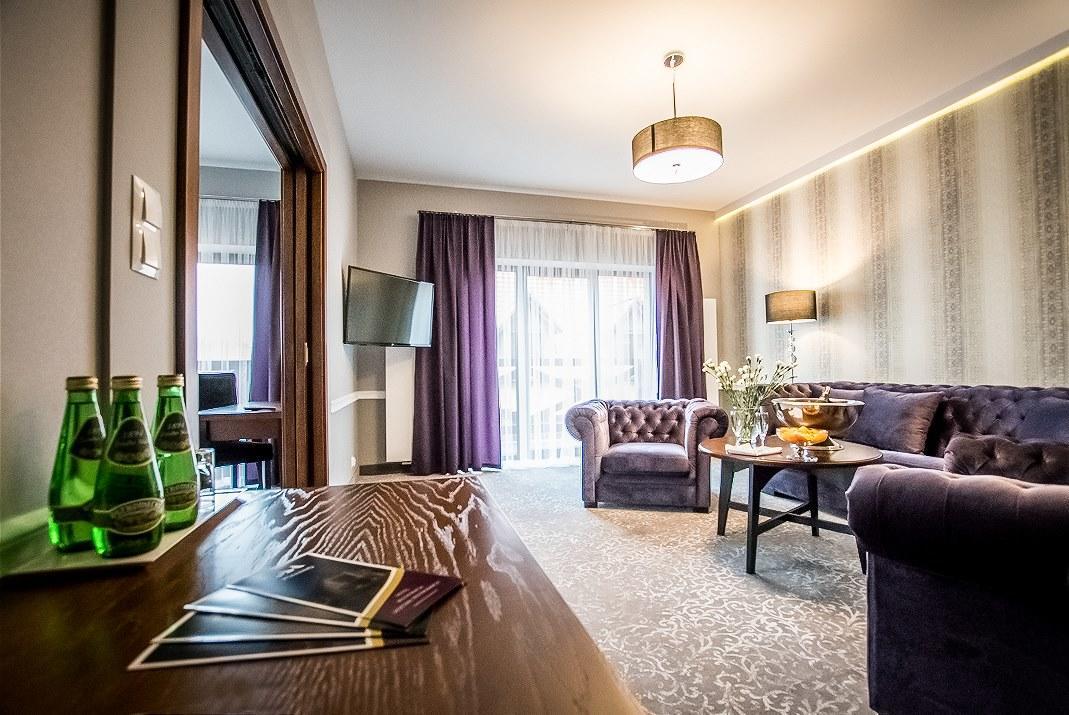 Hotel Palac Poledno المظهر الخارجي الصورة